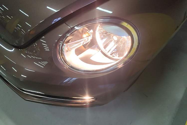Used Volkswagen Beetle 2015 180TSI model Left Front Headlight
