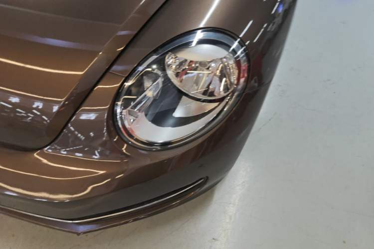 Used Volkswagen Beetle 2015 180TSI model Left Front Headlight