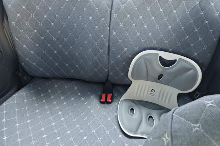 Used Volkswagen Beetle 2015 180TSI model Left Rear Seat