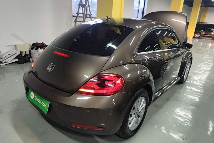 Used Volkswagen Beetle 2015 180TSI model Rear Right 45 Deg