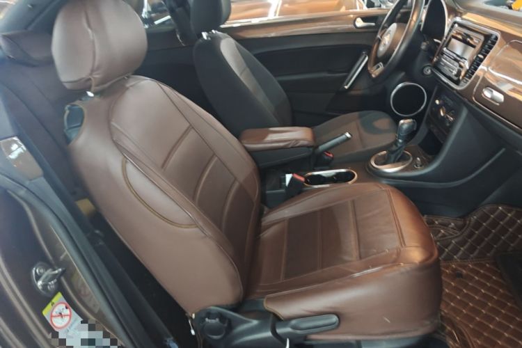 Used Volkswagen Beetle 2015 180TSI model Right Front Seat