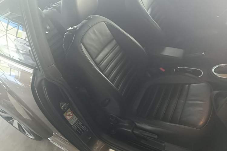 Used Volkswagen Beetle 2015 280TSI Right Front Seat