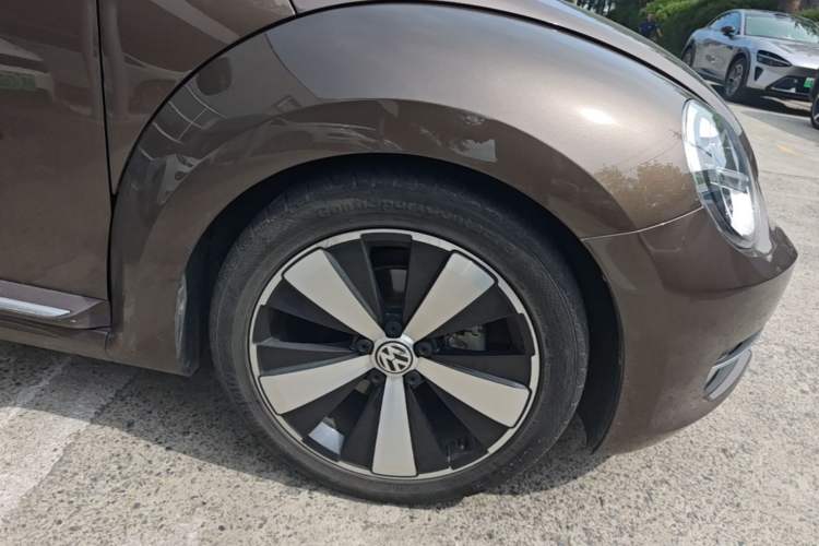 Used Volkswagen Beetle 2015 280TSI Right Front Wheel Hub