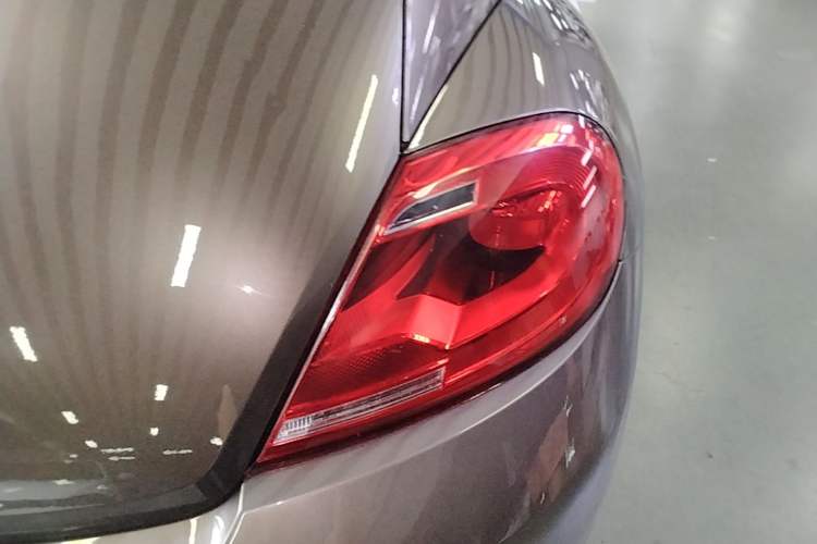 Used Volkswagen Beetle 2015 180TSI model Right Rear Taillight