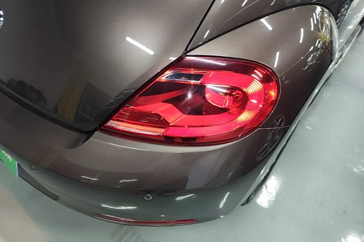 Used Volkswagen Beetle 2015 180TSI model Right Rear Taillight