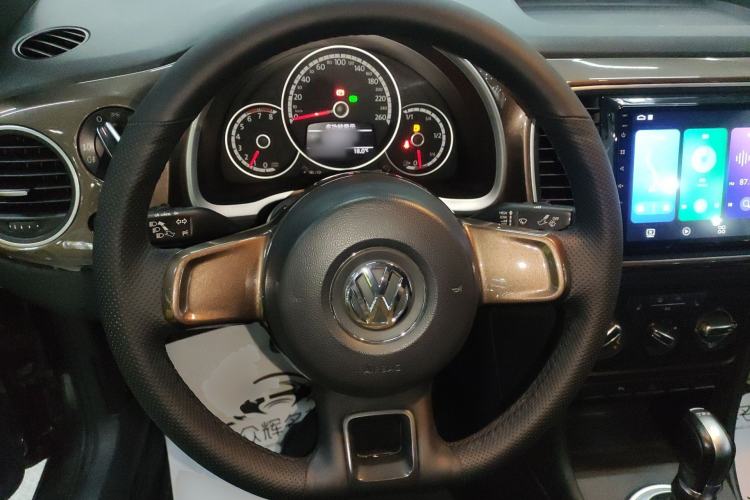 Used Volkswagen Beetle 2015 180TSI model Steering Wheel