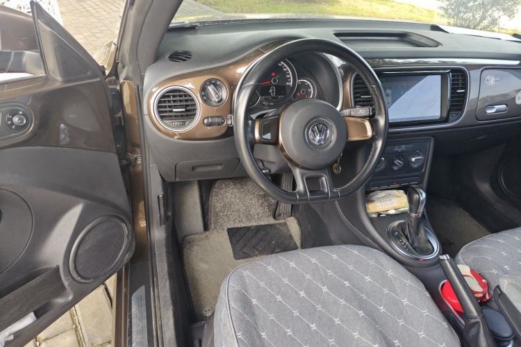 Used Volkswagen Beetle 2015 180TSI model Steering Wheel
