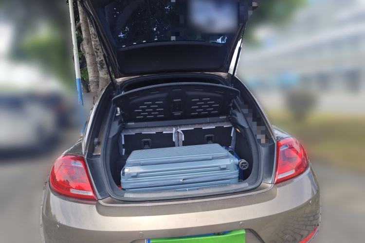 Used Volkswagen Beetle 2015 180TSI model Trunk