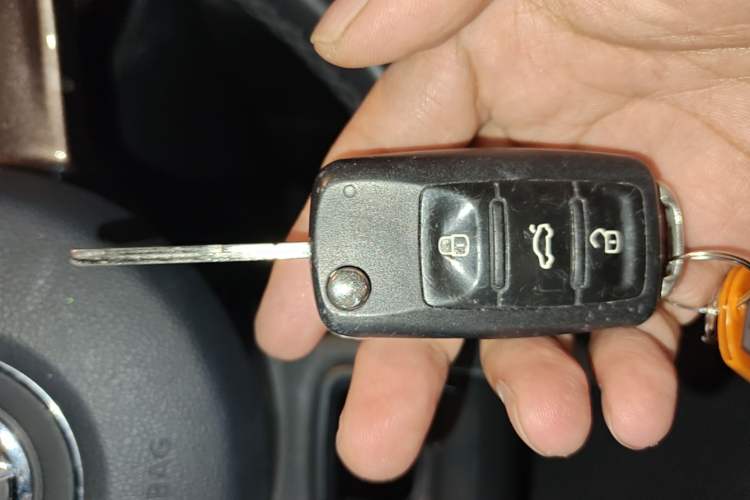 Used Volkswagen Beetle 2015 180TSI model Vehicle Key