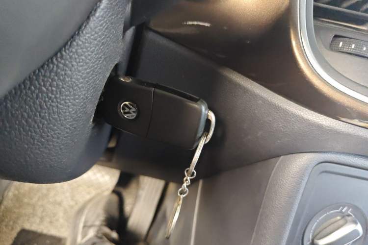 Used Volkswagen Beetle 2015 180TSI model Vehicle Key