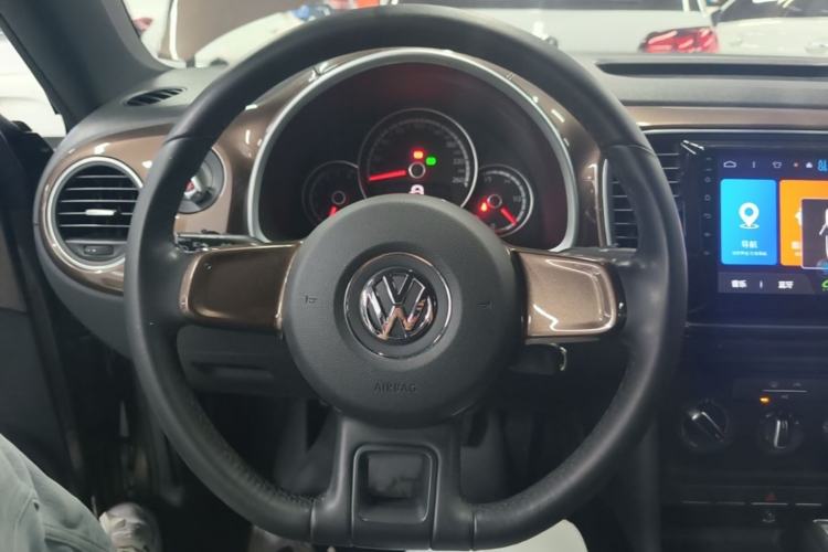 Used Volkswagen Beetle 2015 180TSI model Steering Wheel