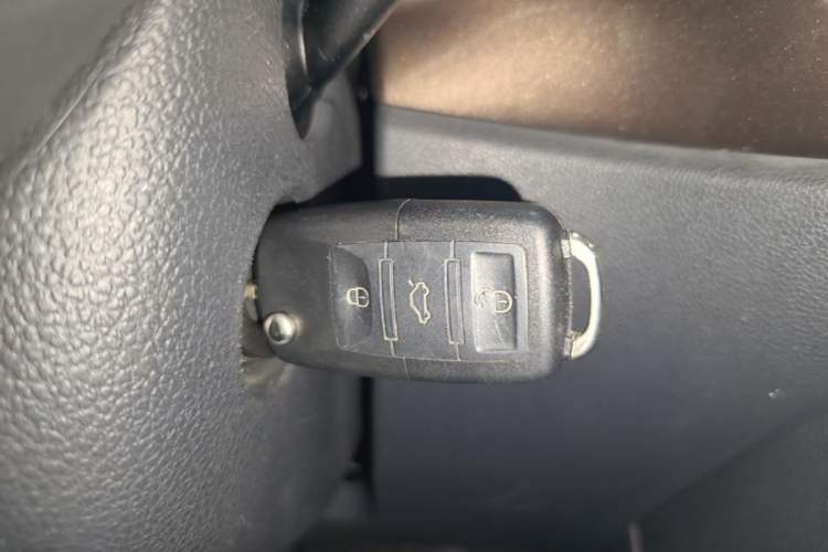 Used Volkswagen Beetle 2015 180TSI model Vehicle Key