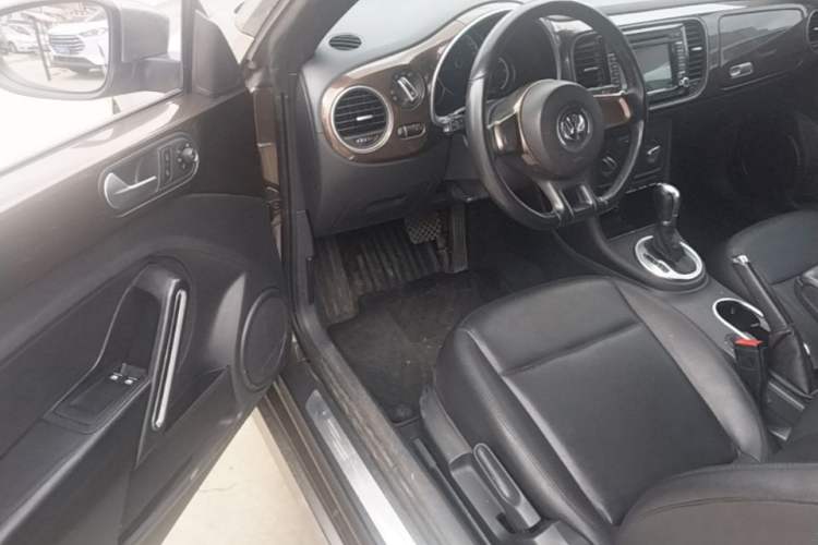 Used Volkswagen Beetle 2015 280TSI Driver Seat