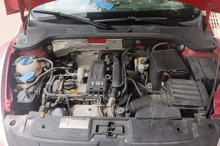 Used Volkswagen Beetle 2015 180TSI model Engine Bay
