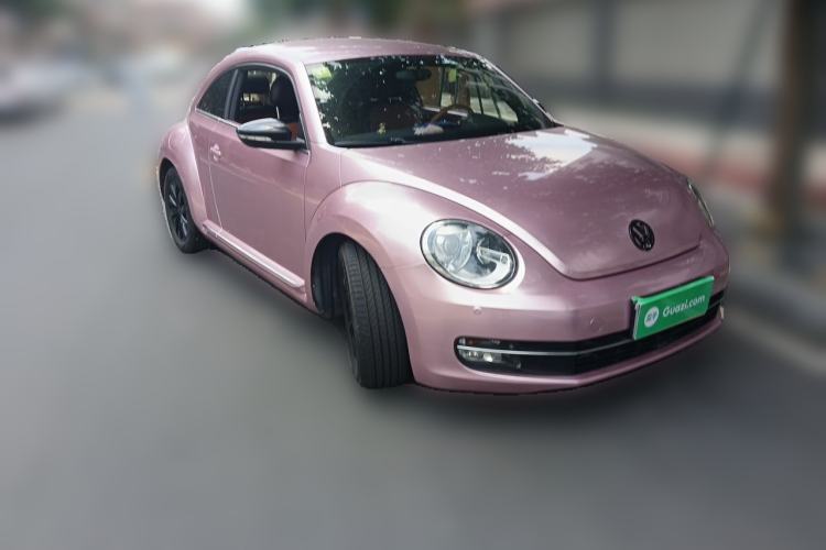 Used Volkswagen Beetle 2015 180TSI model Front Right 45 Deg