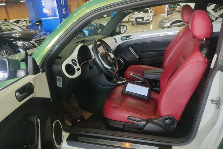 Used Volkswagen Beetle 2015 180TSI model Driver Seat