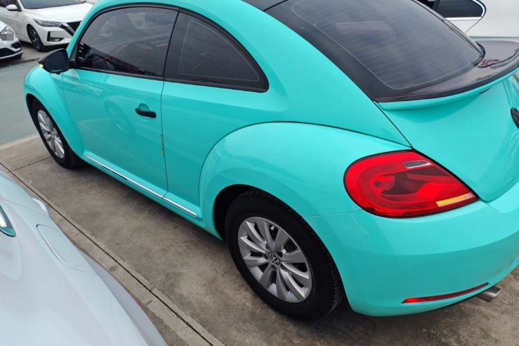 Used Volkswagen Beetle 2015 180TSI model Exterior 3