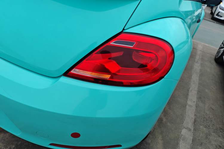 Used Volkswagen Beetle 2015 180TSI model Exterior 6