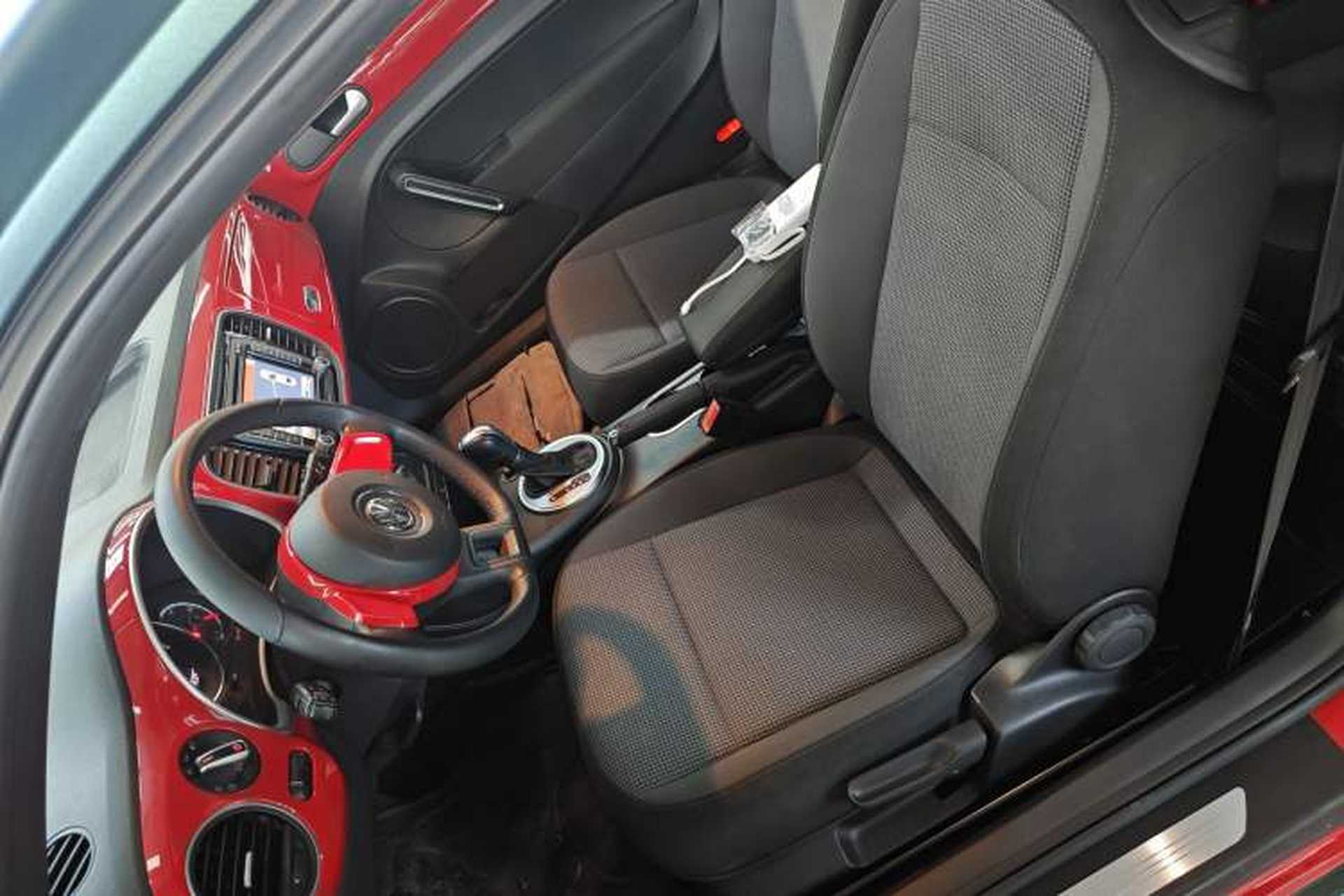 Used Volkswagen Beetle 2015 280TSI Left Front Seat