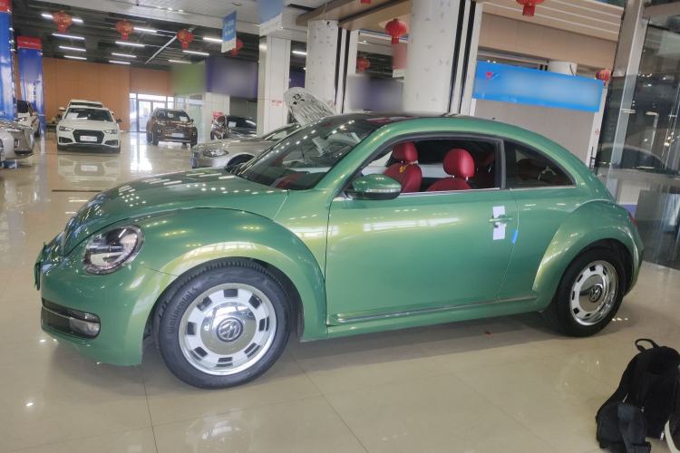 Used Volkswagen Beetle 2015 180TSI model Left Side