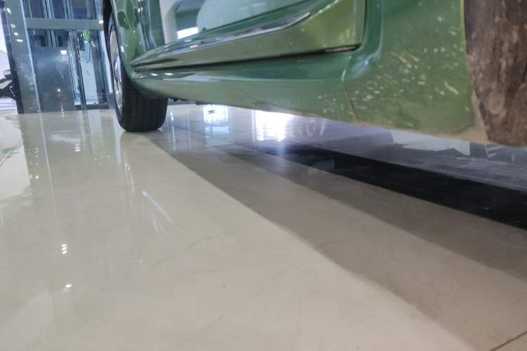 Used Volkswagen Beetle 2015 180TSI model Right Side Sill