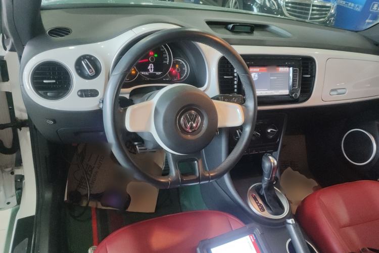 Used Volkswagen Beetle 2015 180TSI model Steering Wheel
