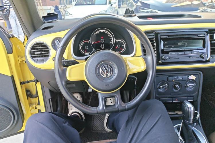 Used Volkswagen Beetle 2015 280TSI Steering Wheel