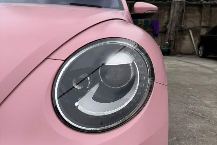 Used Volkswagen Beetle 2015 180TSI model Left Front Headlight