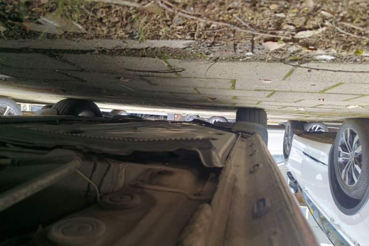 Used Volkswagen Beetle 2015 180TSI model Left Side Sill