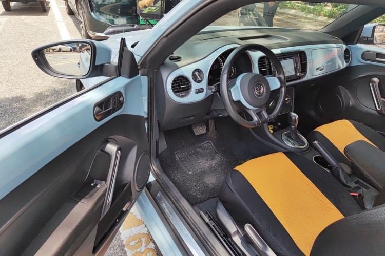 Used Volkswagen Beetle 2015 180TSI model Driver Seat