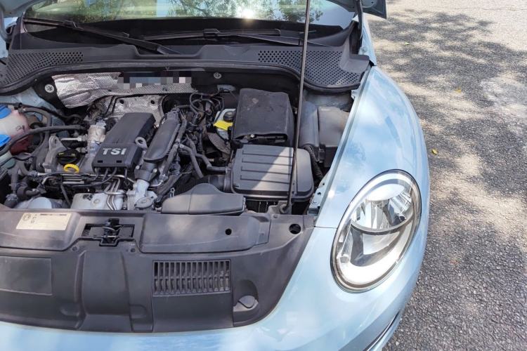 Used Volkswagen Beetle 2015 180TSI model Engine Bay Left