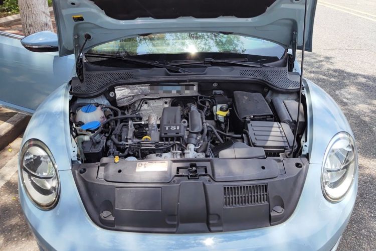 Used Volkswagen Beetle 2015 180TSI model Engine Bay