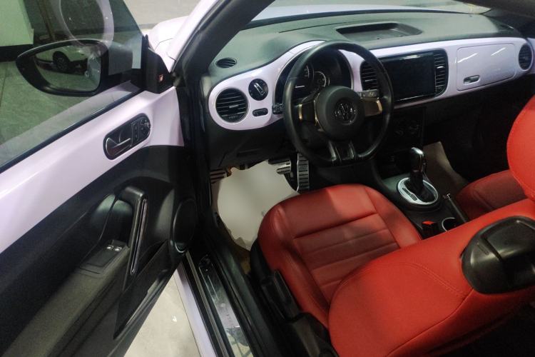 Used Volkswagen Beetle 2015 180TSI model Driver Seat