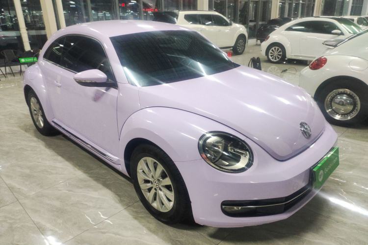 Used Volkswagen Beetle 2015 180TSI model Front Right 45 Deg