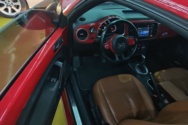 Used Volkswagen Beetle 2015 180TSI model Driver Seat