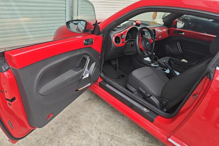Used Volkswagen Beetle 2015 180TSI model Driver Seat