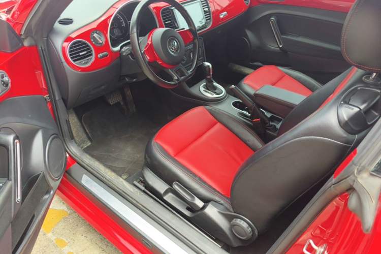 Used Volkswagen Beetle 2015 180TSI model Driver Seat