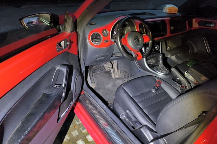 Used Volkswagen Beetle 2015 180TSI model Driver Seat