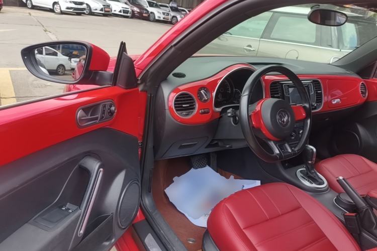 Used Volkswagen Beetle 2015 180TSI model Driver Seat