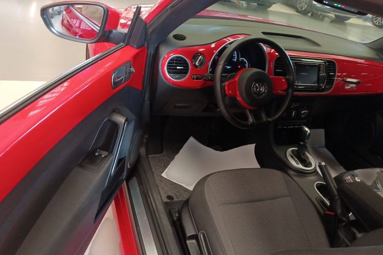 Used Volkswagen Beetle 2015 180TSI model Driver Seat
