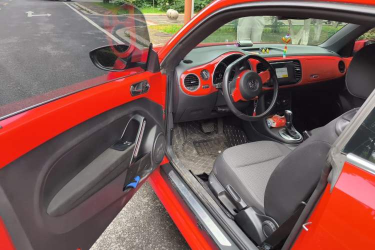 Used Volkswagen Beetle 2015 180TSI model Driver Seat