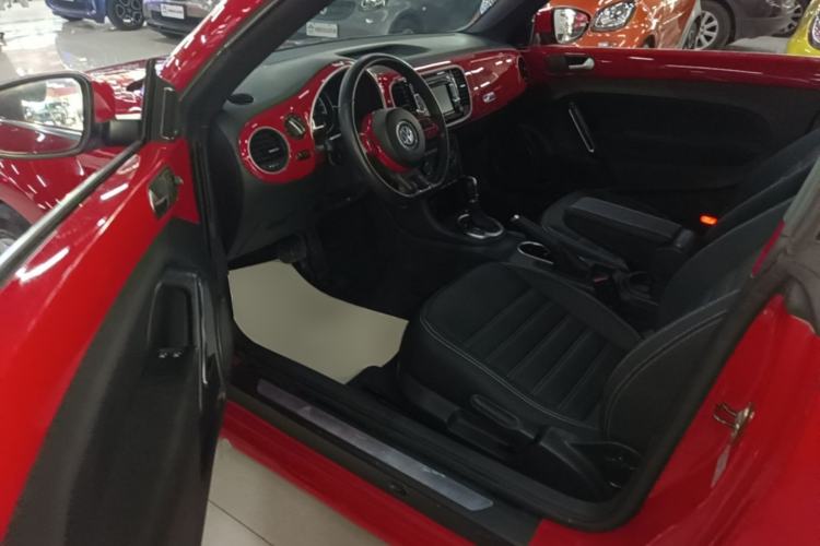 Used Volkswagen Beetle 2015 180TSI model Driver Seat