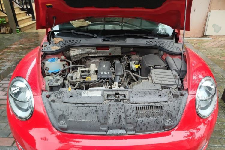 Used Volkswagen Beetle 2015 180TSI model Engine Bay