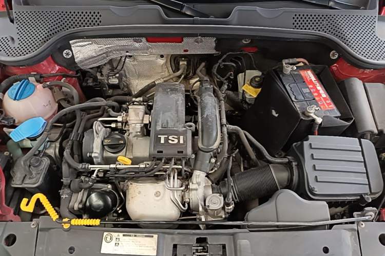 Used Volkswagen Beetle 2015 180TSI model Engine Bay