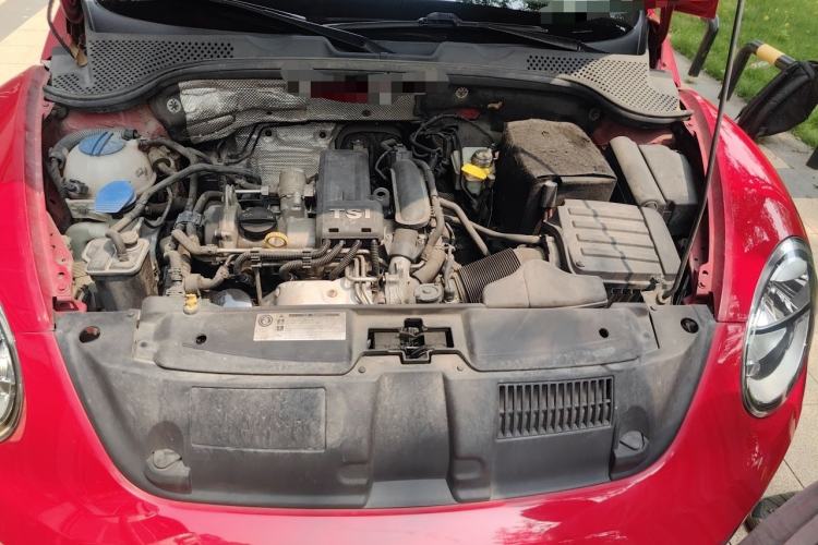 Used Volkswagen Beetle 2015 180TSI model Engine Bay