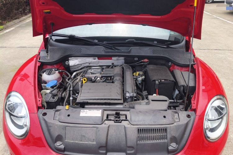 Used Volkswagen Beetle 2015 180TSI model Engine Bay