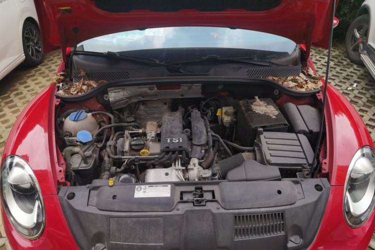 Used Volkswagen Beetle 2015 180TSI model Engine Bay