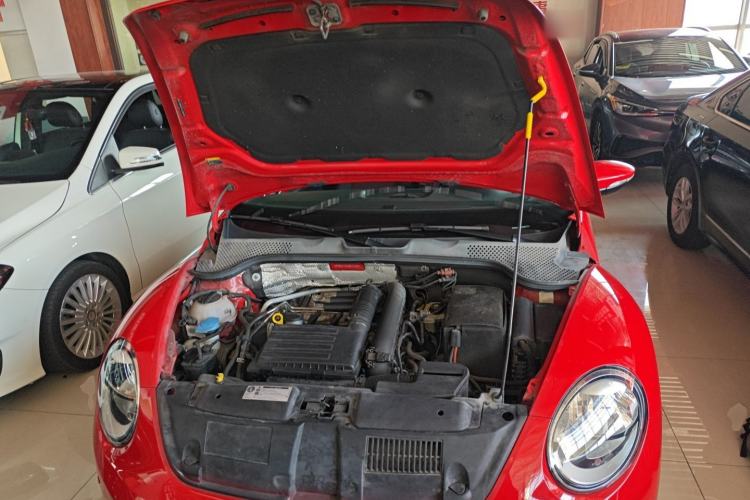 Used Volkswagen Beetle 2015 180TSI model Engine Bay