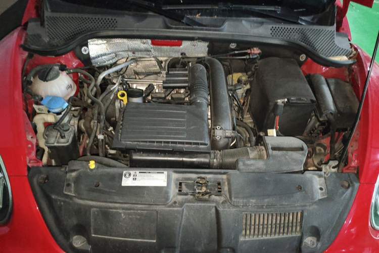 Used Volkswagen Beetle 2015 180TSI model Engine Bay
