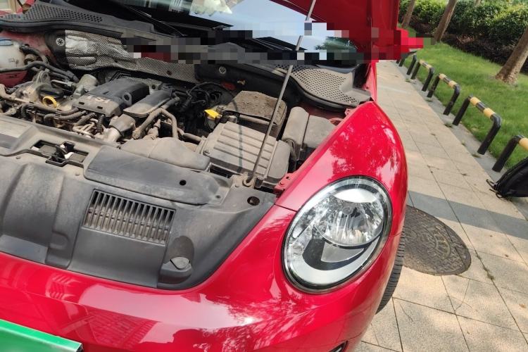 Used Volkswagen Beetle 2015 180TSI model Engine Bay Left